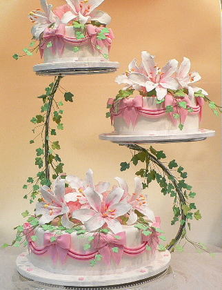 Lily Weddingcake 手作りレシピで皆様を笑顔に 花のようなケーキ